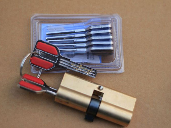 金湖24小时上门开锁公司